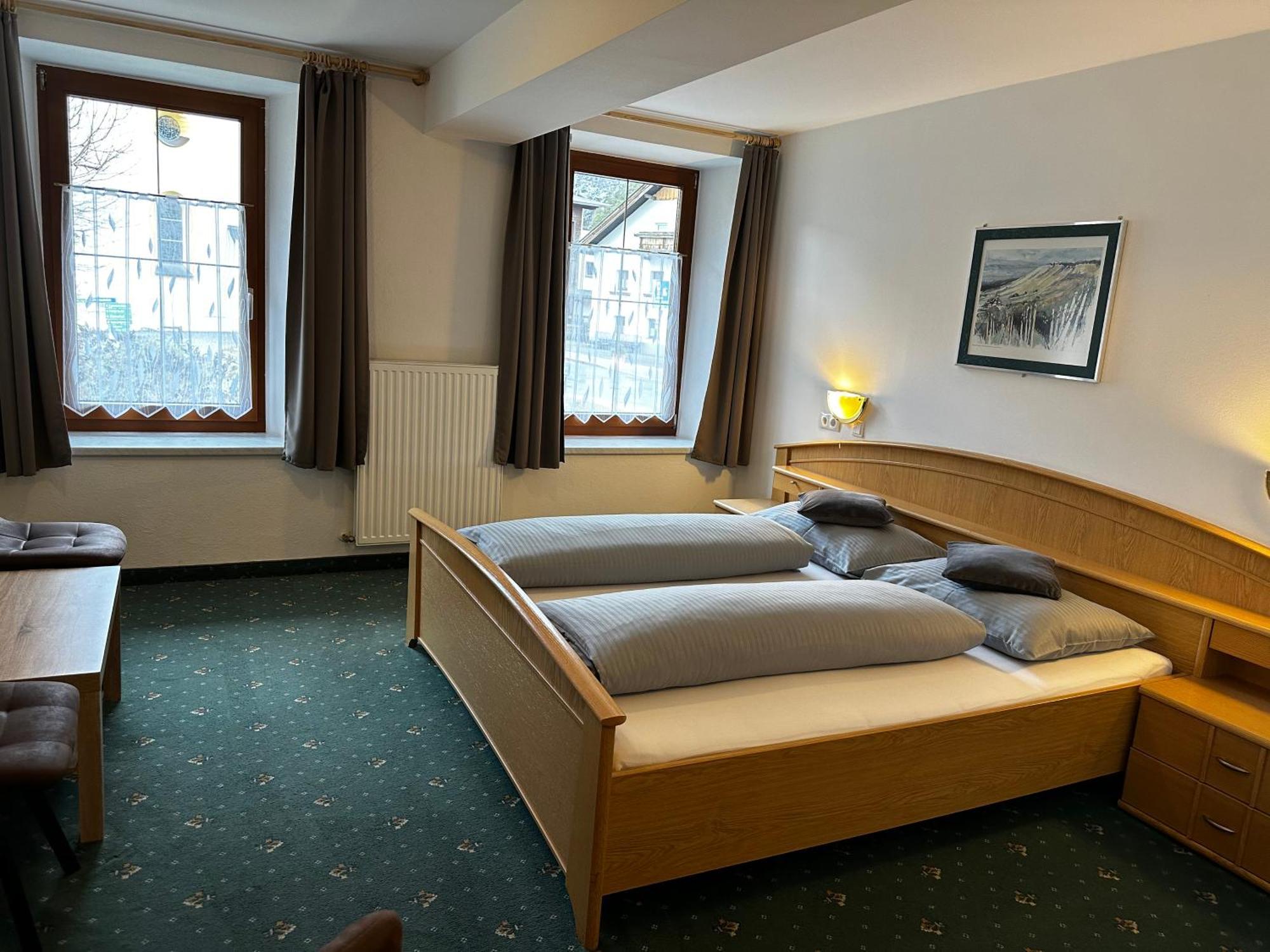 Goldener Adler Bed & Breakfast Scharnitz Ngoại thất bức ảnh